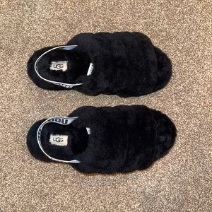 UGG slippers womens size 9!